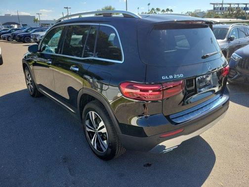 2025 Mercedes-Benz GLB 250 Base