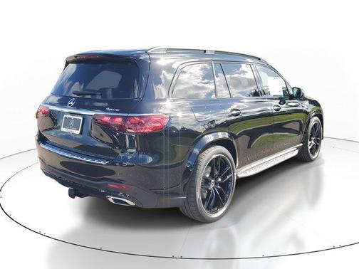2026 Mercedes-Benz GLS 450