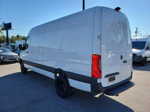 2024 Mercedes-Benz Sprinter 3500XD 170 WB High Roof Cargo