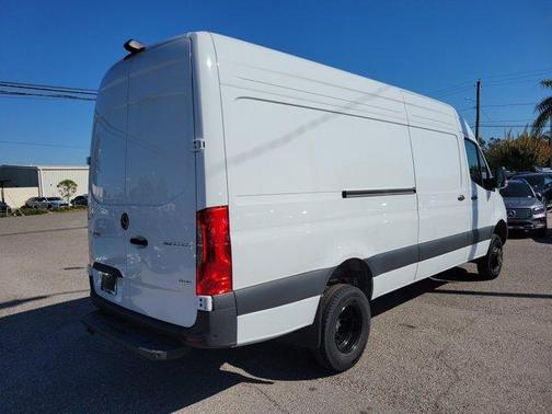 2024 Mercedes-Benz Sprinter 3500XD 170 WB High Roof Cargo