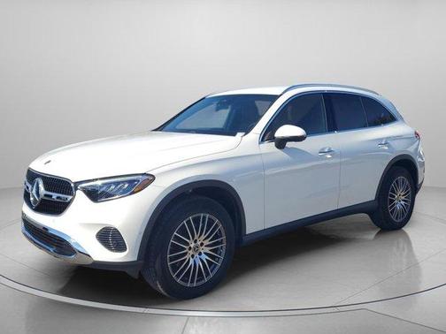 2025 Mercedes-Benz GLC 300 Base