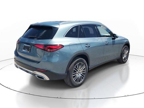 2026 Mercedes-Benz GLC 300 Base