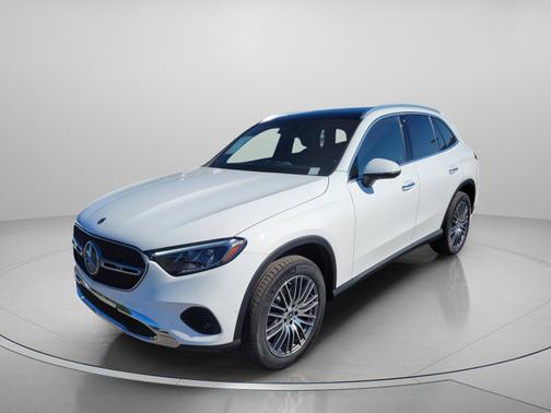 Polar White 2026 Mercedes-Benz GLC 300 Base