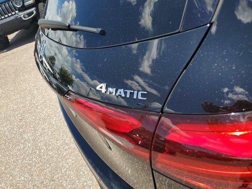 2024 Mercedes-Benz GLC 300 Base 4MATIC