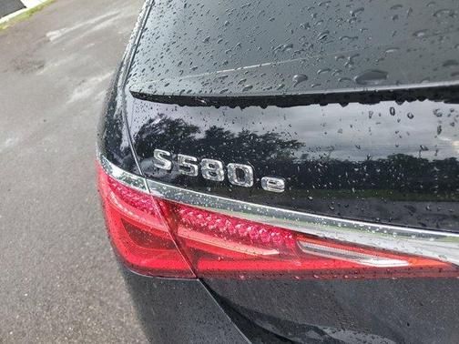 2025 Mercedes-Benz S-Class Base