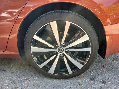 2022 Nissan Altima 2.5 SR