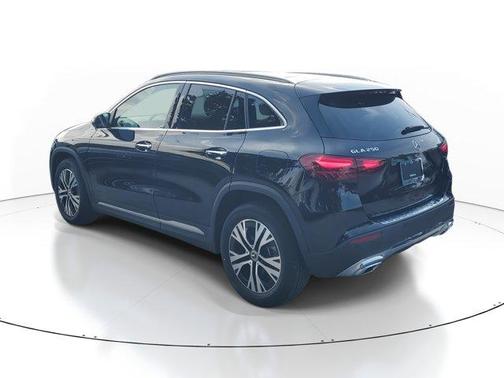 2025 Mercedes-Benz GLA 250 Base