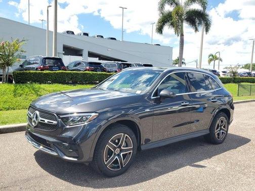 2025 Mercedes-Benz GLC 350e Base 4MATIC