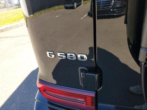 2025 Mercedes-Benz G-Class Base