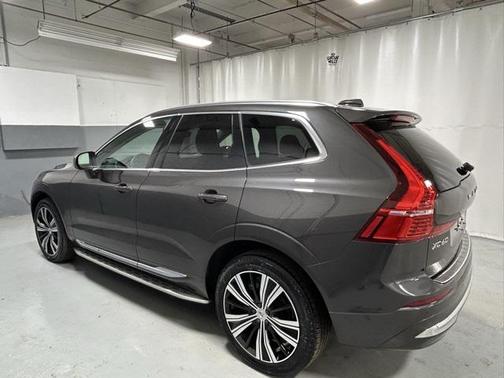 2022 Volvo XC60 B6 Inscription