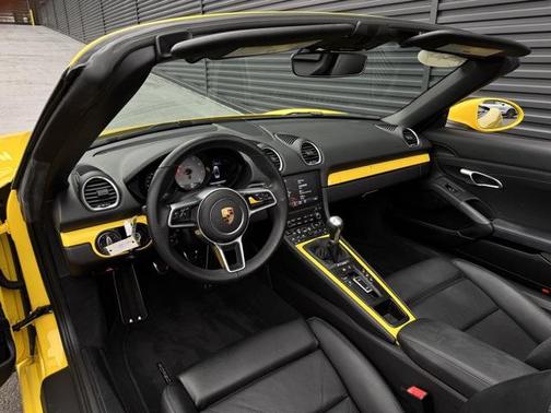 2021 Porsche 718 Boxster S