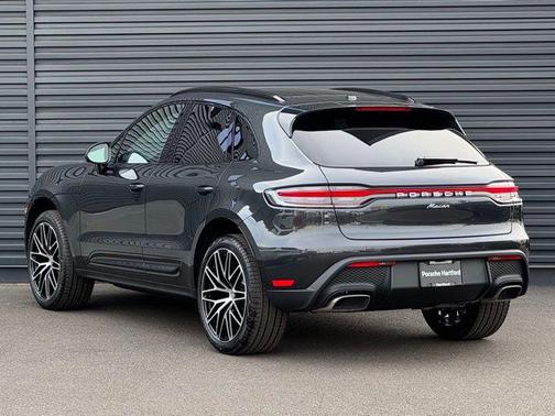 Volcano Grey Metallic 2026 Porsche Macan Macan