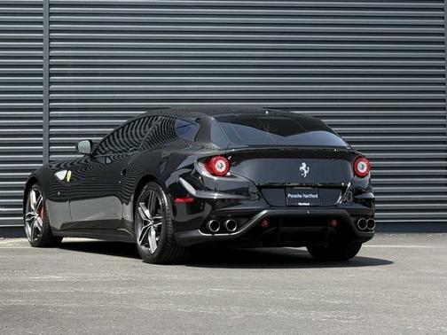 2015 Ferrari FF Base
