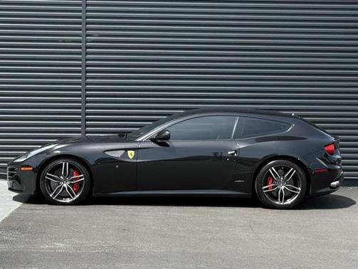 2015 Ferrari FF Base