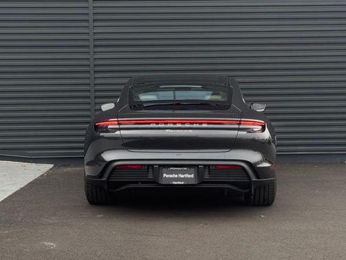 2024 Porsche Taycan 4S