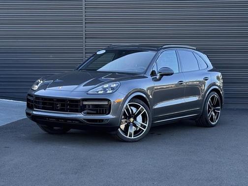 2023 Porsche Cayenne Turbo