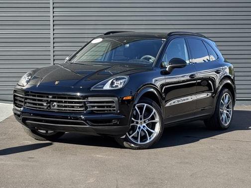 2023 Porsche Cayenne Platinum Edition