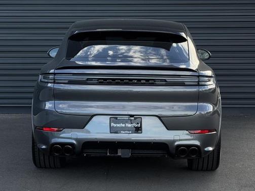 2026 Porsche Cayenne GTS