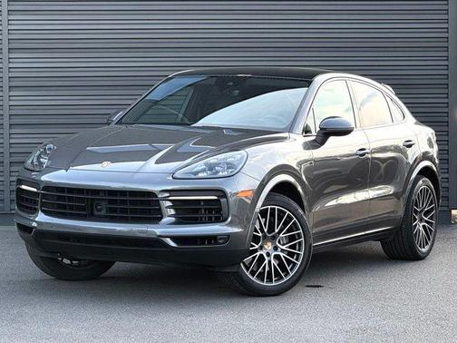 Quartzite Grey Metallic 2021 Porsche Cayenne Cayenne