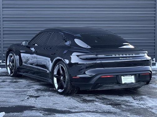 2020 Porsche Taycan Turbo