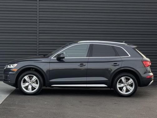 2018 Audi Q5 2.0T Premium Plus