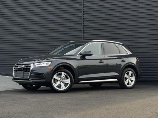 2018 Audi Q5 2.0T Premium Plus