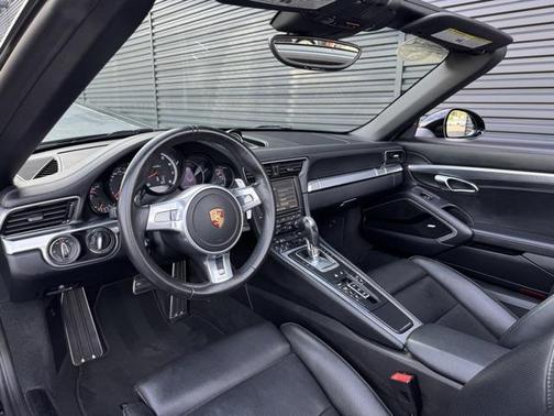 2016 Porsche 911 Turbo