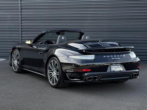 2016 Porsche 911 Turbo