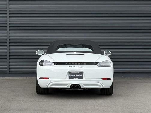 2024 Porsche 718 Boxster S