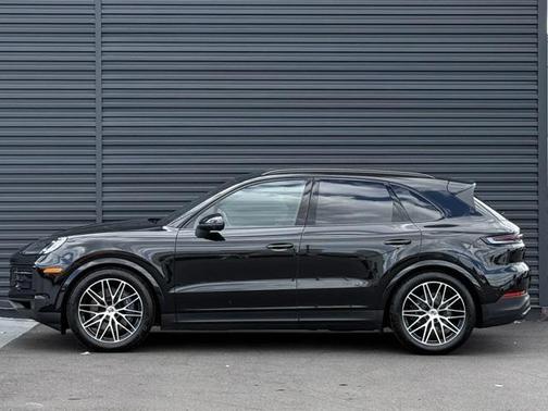 2025 Porsche Cayenne Cayenne