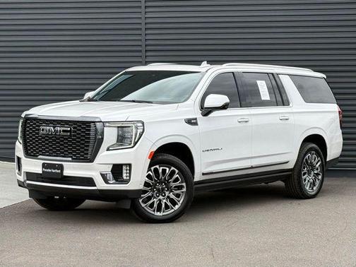 White Frost Tricoat 2024 GMC Yukon XL Denali Ultimate