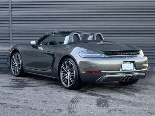 2025 Porsche 718 Boxster Style Edition
