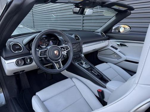 2025 Porsche 718 Boxster Style Edition