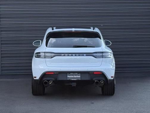 2025 Porsche Macan S