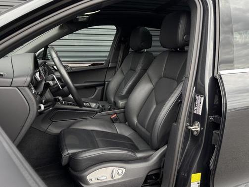 2024 Porsche Macan S