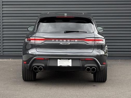 2024 Porsche Macan S