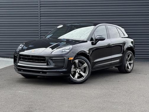 2022 Porsche Macan