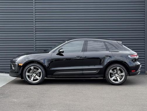 2022 Porsche Macan