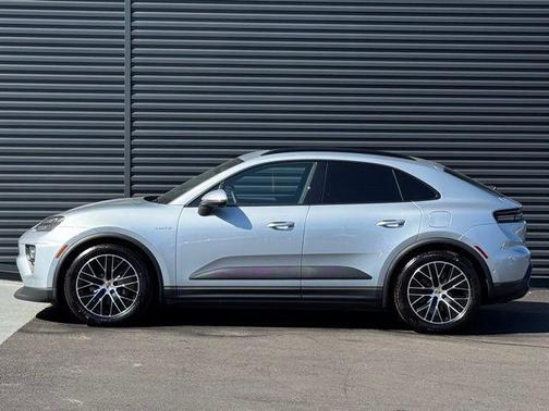 2025 Porsche Macan 