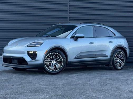 2025 Porsche Macan 