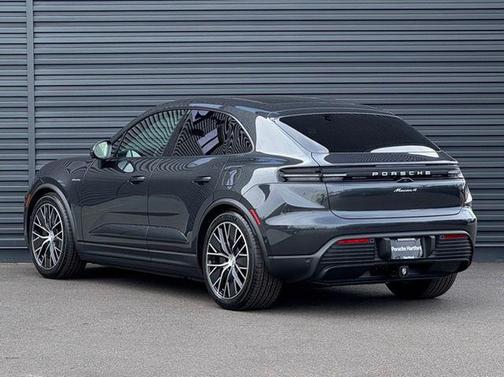 Volcano Grey Metallic 2026 Porsche Macan Macan Electric 4