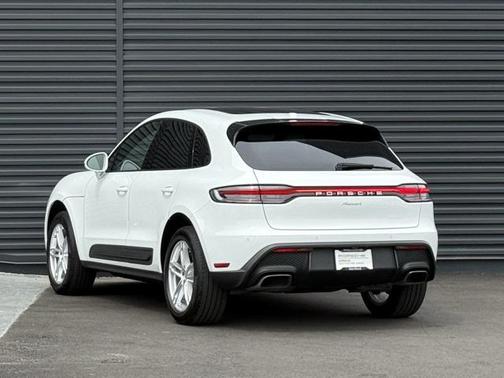 2024 Porsche Macan Base