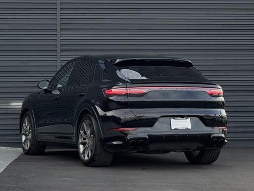 2022 Porsche Cayenne GTS