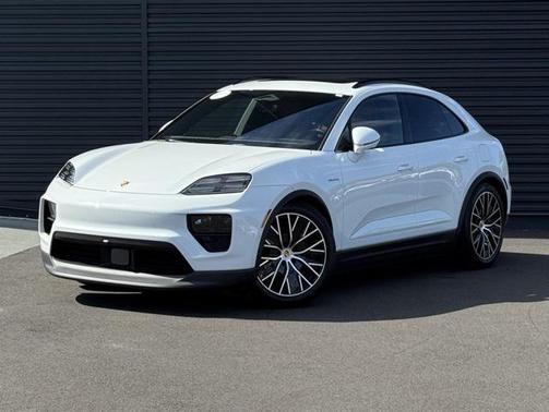 2025 Porsche Macan Electric