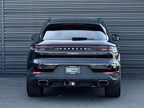 Black 2024 Porsche Cayenne Cayenne