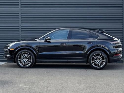 2022 Porsche Cayenne Cayenne