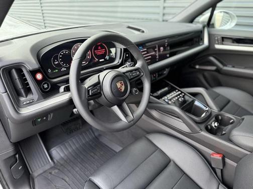 2025 Porsche Cayenne Cayenne
