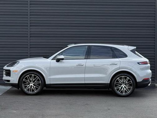 2025 Porsche Cayenne Cayenne