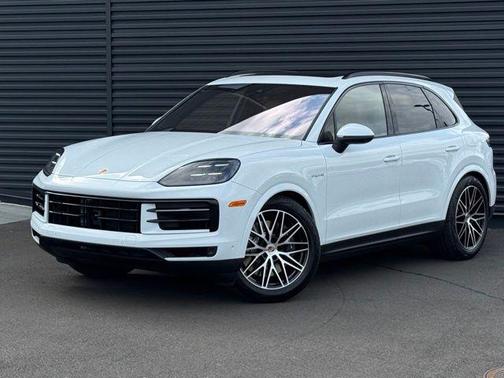 2026 Porsche Cayenne Cayenne E-Hybrid