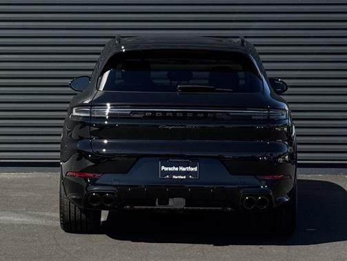 2026 Porsche Cayenne GTS